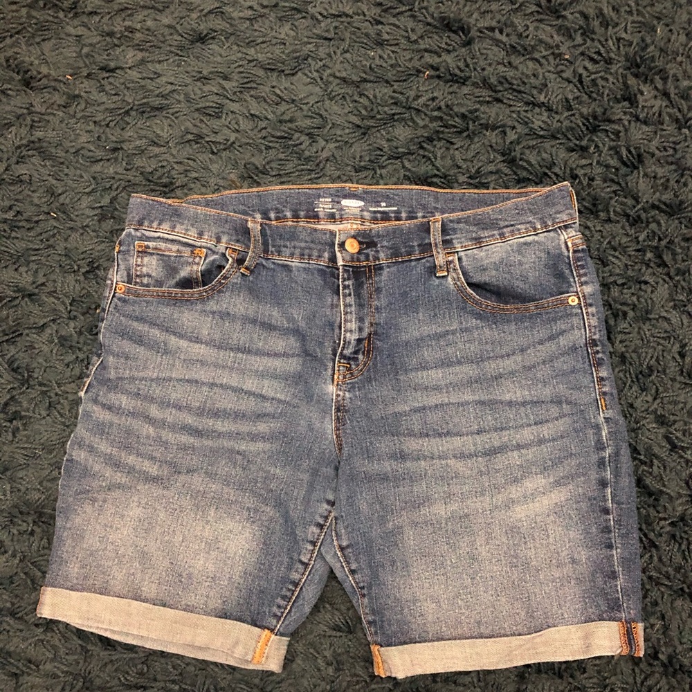 bermuda shorts